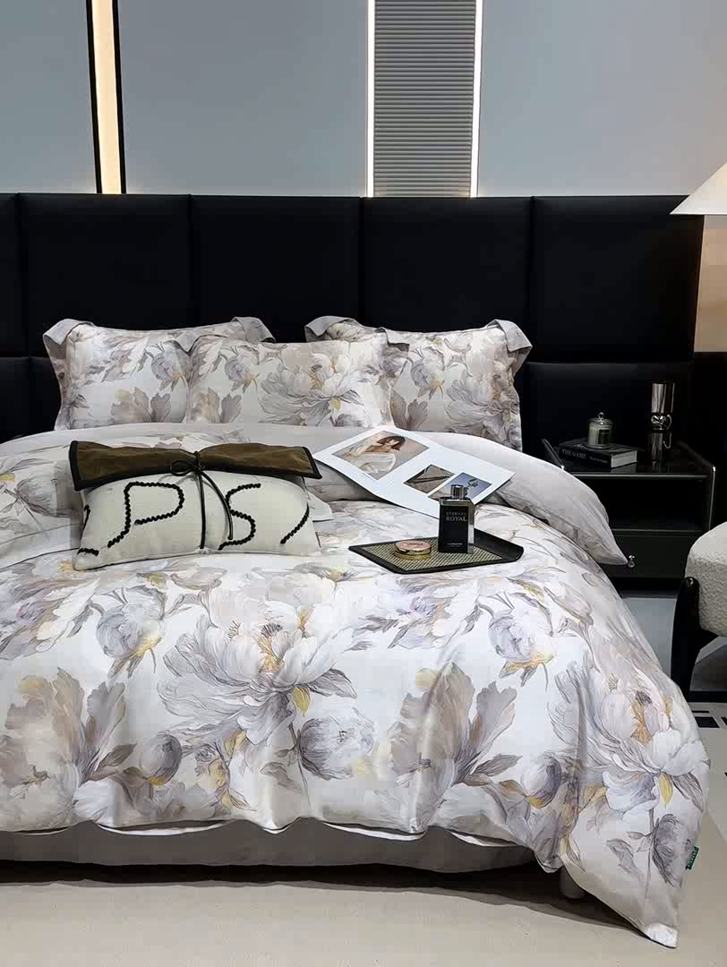 91家纺网 家纺一手货源 找家纺 红日子纺织品 2025新款亲肤舒适莱赛尔天丝四件套 拂花掠影-灰