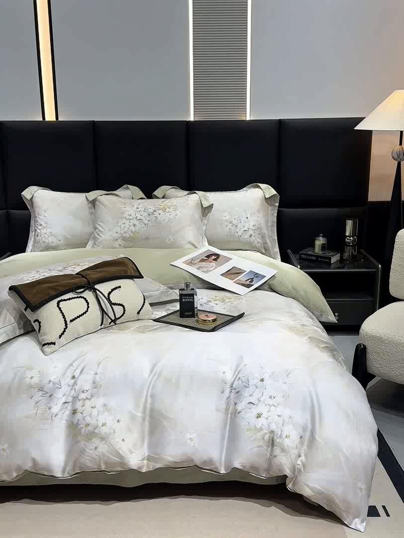 91家纺网 家纺一手货源 找家纺 红日子纺织品 2025新款亲肤舒适莱赛尔天丝四件套 江南烟雨-灰