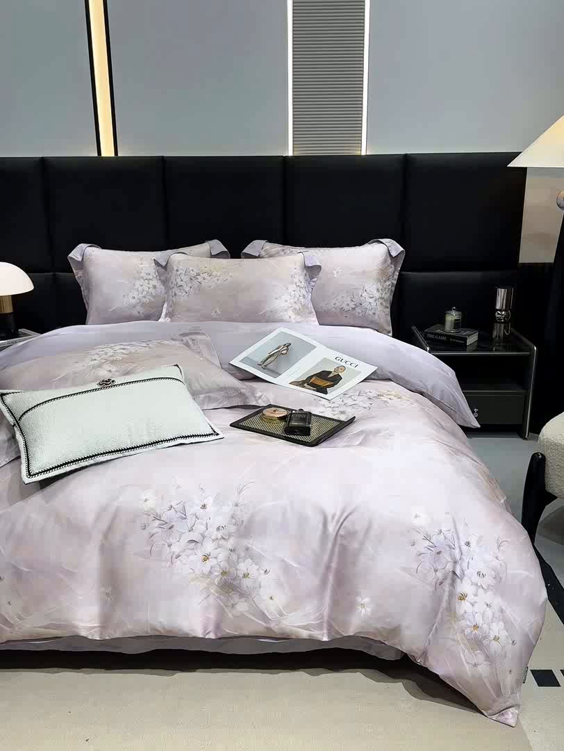 91家纺网 家纺一手货源 找家纺 红日子纺织品 2025新款亲肤舒适莱赛尔天丝四件套 江南烟雨-紫