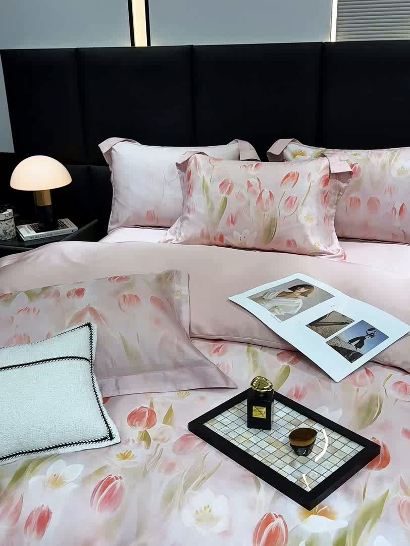 91家纺网 家纺一手货源 找家纺 红日子纺织品 2025新款亲肤舒适莱赛尔天丝四件套 秘密花园