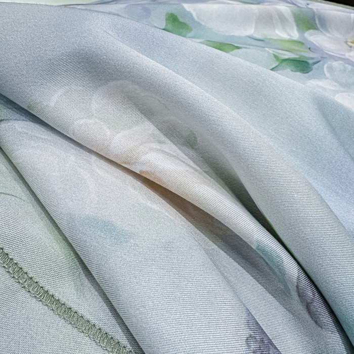 91家纺网 家纺一手货源 找家纺 红日子纺织品 2025新款亲肤舒适莱赛尔天丝四件套 烟雨蒙蒙-绿