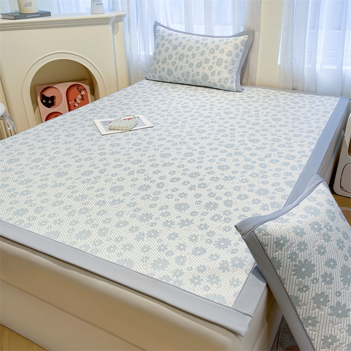 91家纺网 家纺一手货源 找家纺 （总）雯豆家纺 2025夏季新款PE中分子凉感凉席三件套凉感提花平铺绑带席子