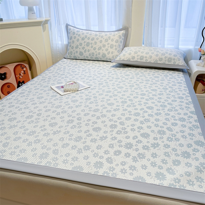 91家纺网 家纺一手货源 找家纺 （总）雯豆家纺 2025夏季新款PE中分子凉感凉席三件套凉感提花平铺绑带席子