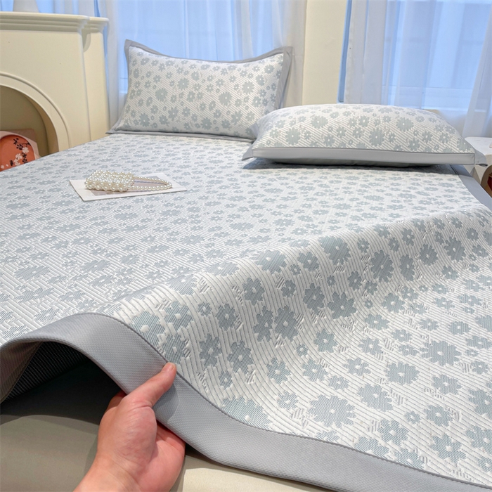 91家纺网 家纺一手货源 找家纺 （总）雯豆家纺 2025夏季新款PE中分子凉感凉席三件套凉感提花平铺绑带席子