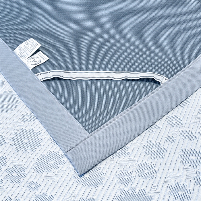 91家纺网 家纺一手货源 找家纺 雯豆家纺 2025夏季新款PE中分子凉感凉席三件套凉感提花平铺绑带席子 繁花-烟灰