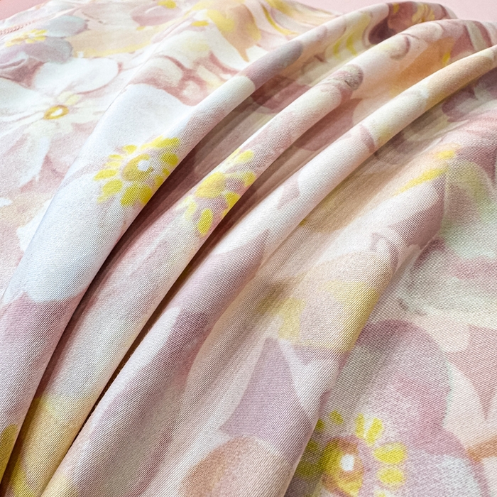 91家纺网 家纺一手货源 找家纺 红日子纺织品 2025新款60s长绒棉纯棉贡缎印花四件套 花雅-粉