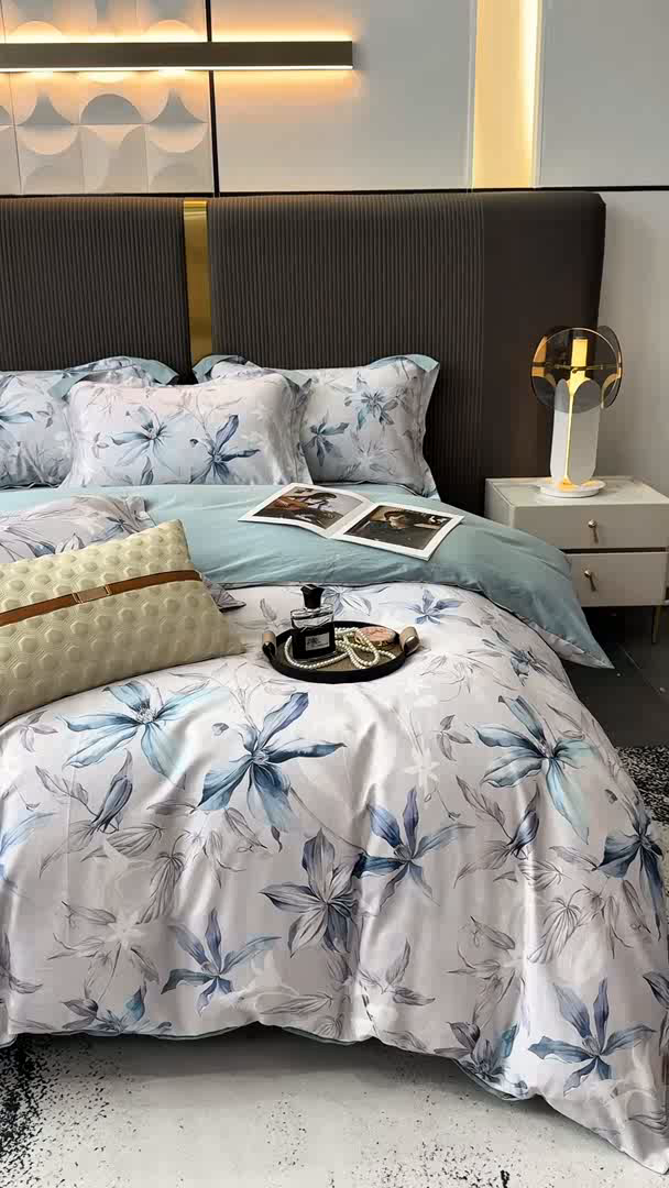 91家纺网 家纺一手货源 找家纺 红日子纺织品 2025新款60s长绒棉纯棉贡缎印花四件套 蓝风铃