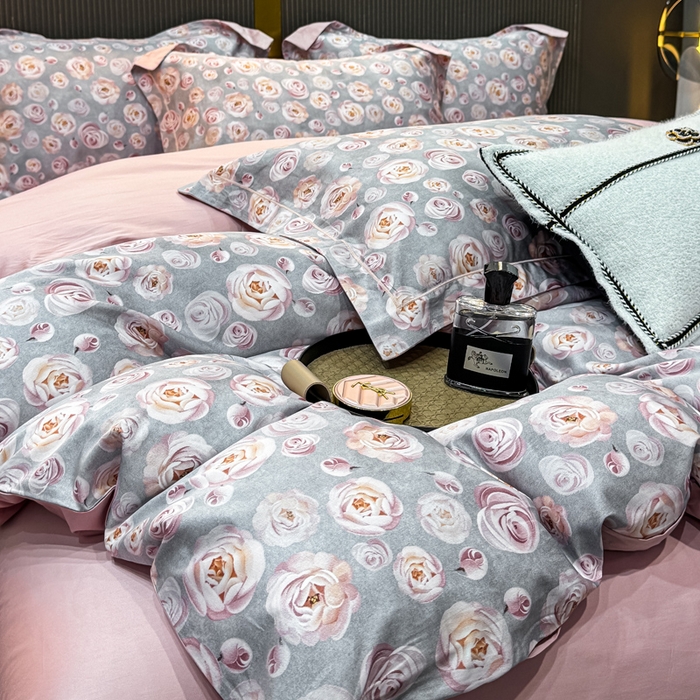 91家纺网 家纺一手货源 找家纺 红日子纺织品 2025新款60s长绒棉纯棉贡缎印花四件套 玫瑰恋影