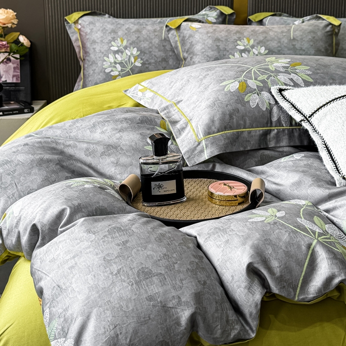 91家纺网 家纺一手货源 找家纺 红日子纺织品 2025新款60s长绒棉纯棉贡缎印花四件套 墨香