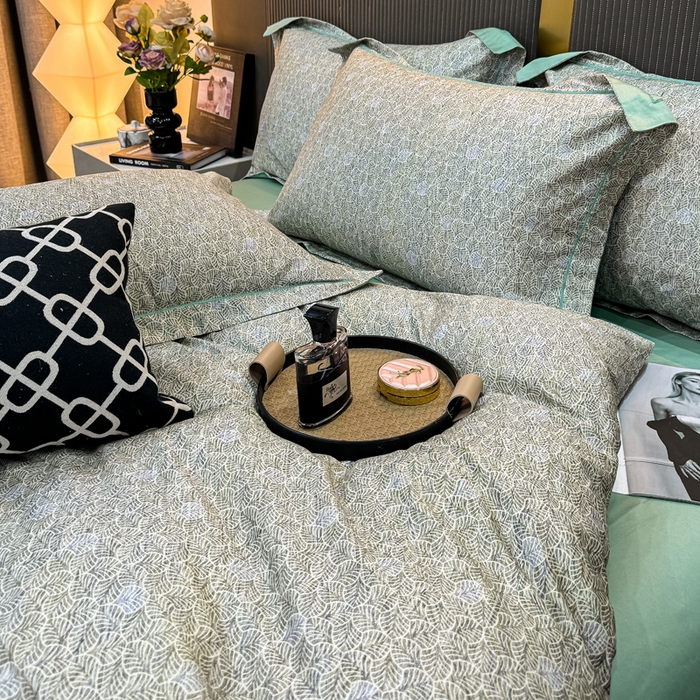 91家纺网 家纺一手货源 找家纺 红日子纺织品 2025新款60s长绒棉纯棉贡缎印花四件套 沐雁-绿