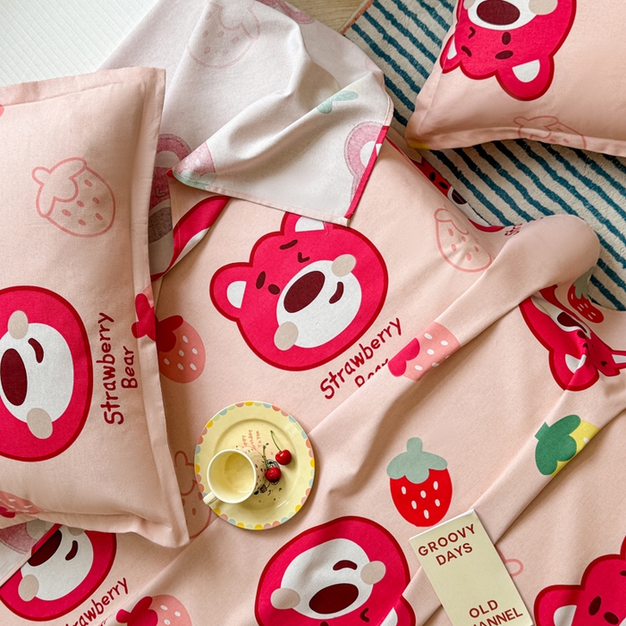 91家纺网 家纺一手货源 找家纺 梵朴 2025新款原棉老粗布床单凉席席子三件套 草莓熊