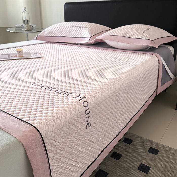 91家纺网 家纺一手货源 找家纺 笙意家纺 2025新款A类豆豆凉感软席席子凉席-赫拉 夏至-清新粉