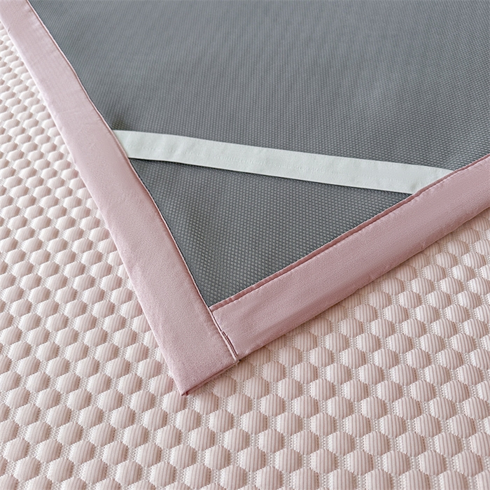 91家纺网 家纺一手货源 找家纺 笙意家纺 2025新款A类豆豆凉感软席席子凉席-赫拉 夏至-清新粉