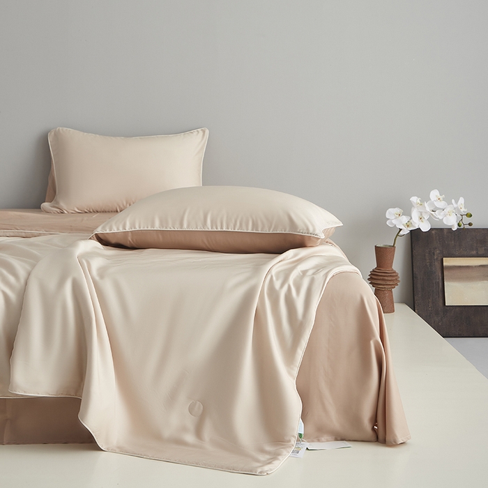 91家纺网 家纺一手货源 找家纺 沐白家居 2025新款竹纤维+莱塞尔夏被四件套 泡芙--秋风棕