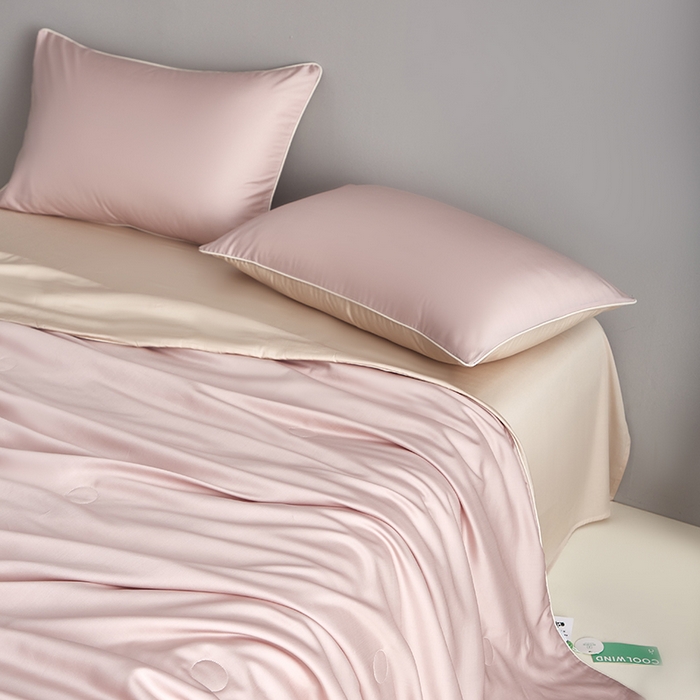 91家纺网 家纺一手货源 找家纺 沐白家居 2025新款竹纤维+莱塞尔夏被四件套 芋泥灰粉--兰玉