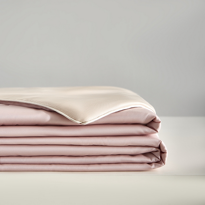 91家纺网 家纺一手货源 找家纺 沐白家居 2025新款竹纤维+莱塞尔夏被四件套 芋泥灰粉--兰玉