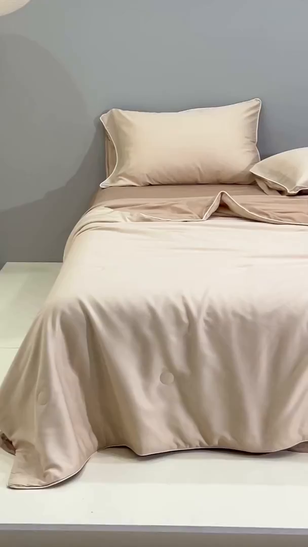 91家纺网 家纺一手货源 找家纺 沐白家居 2025新款竹纤维+莱塞尔夏被四件套 泡芙--秋风棕