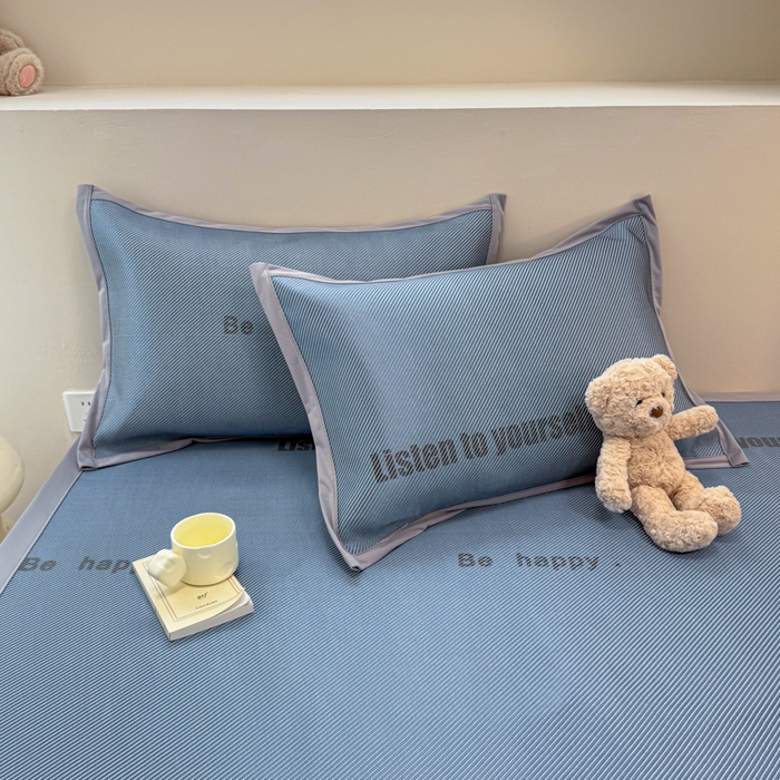 91家纺网 家纺一手货源 找家纺 典曼家纺 2025新款600D数码印花冰藤席席子凉席-床席款 简约生活