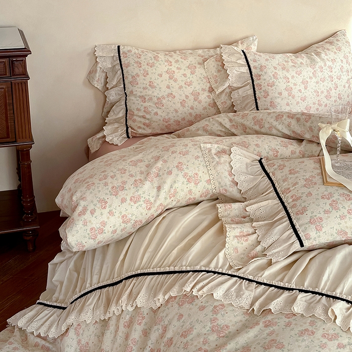 91家纺网 家纺一手货源 找家纺 婳庭家居 2025新款双层纱褶皱花边款四件套 玫瑰故事