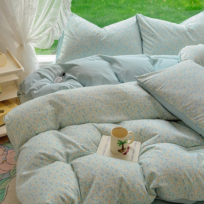 91家纺网 家纺一手货源 找家纺 王朝国际 2025新款直播热款有氧提花有氧双层纱碎花单被套 奶蓝泡芙