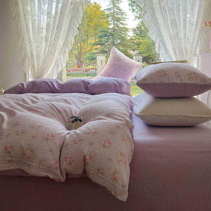 91家纺网 家纺一手货源 找家纺 王朝国际 2025新款直播热款有氧提花有氧双层纱碎花单被套 紫陌