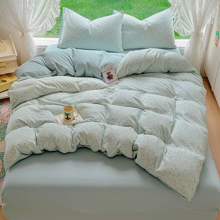 91家纺网 家纺一手货源 找家纺 王朝国际 2025新款直播热款有氧提花有氧双层纱碎花单被套 奶蓝泡芙