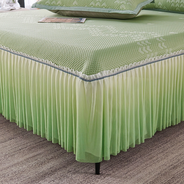 91家纺网 家纺一手货源 找家纺 尚品凤凰2025新款凉感床裙渐变色豆豆席床裙凉席直角席 凉席席子 爱心床裙 绿色