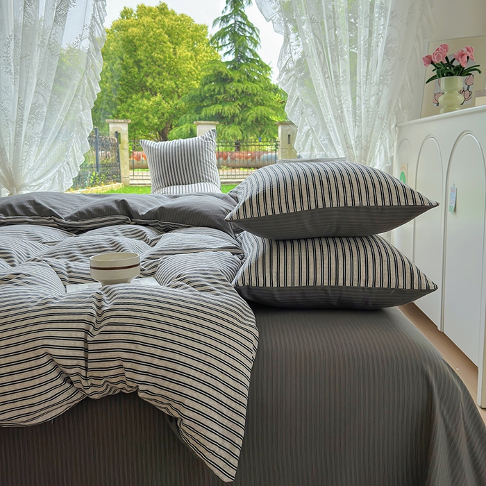 91家纺网 家纺一手货源 找家纺 王朝国际 2026新款直播热款有氧提花有氧双层纱碎花单被套 黑条