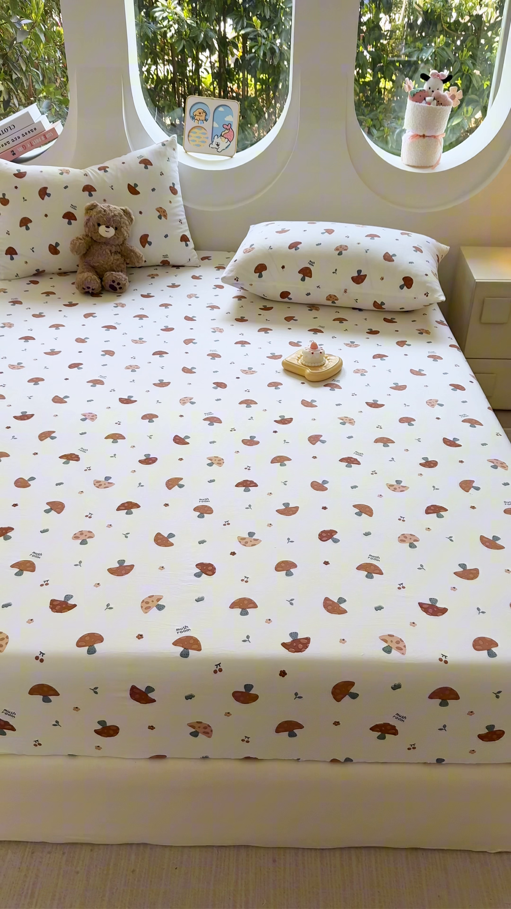 91家纺网 家纺一手货源 找家纺 十一家居 2025新款ins韩系卡通印花亲肤水洗棉床笠 焦糖蘑菇