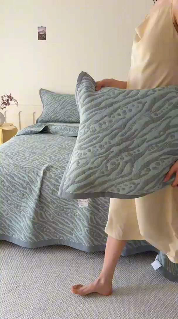 91家纺网 家纺一手货源 找家纺 棠薇家纺  2025新款北欧风盖毯毛巾被 木影湖灰