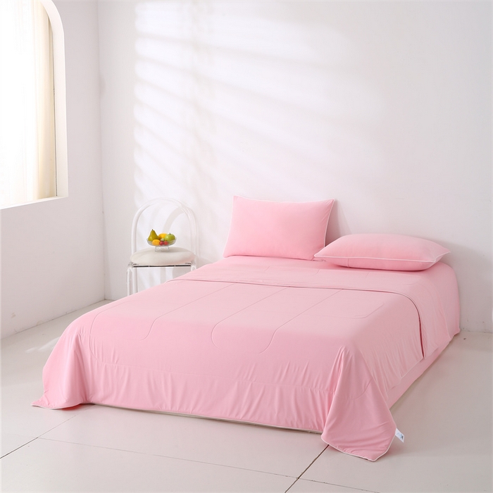 91家纺网 家纺一手货源 找家纺 小禹仔 2025新款母婴级水洗硅胶夏被夏凉被子被芯 浅粉