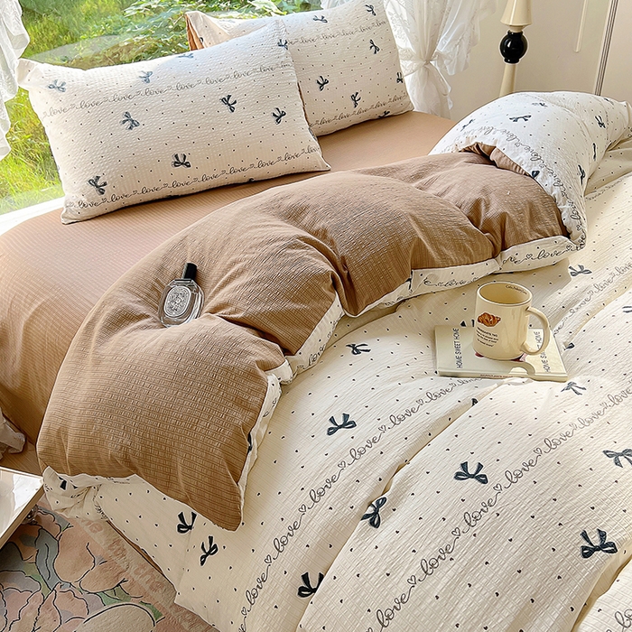 91家纺网 家纺一手货源 找家纺 王朝国际 2025新款直播热款有氧提花有氧双层纱碎花单被套 爱心蝶