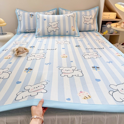 91家纺网 家纺一手货源 找家纺 典曼家纺 2025新款600D数码印花冰藤席席子凉席-床席款 甜品小狗