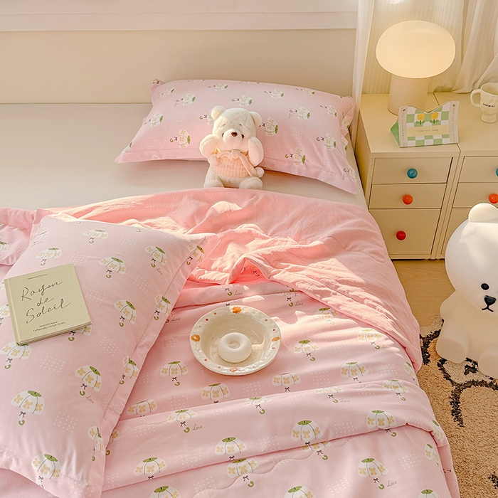 91家纺网 家纺一手货源 找家纺 雪鲨家纺  2025新款A类水洗棉夏被新疆棉花夏凉被空调被可机洗薄被子被芯 雨伞粉