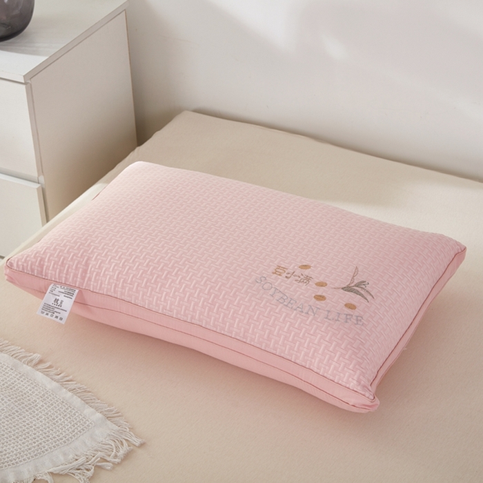 91家纺网 家纺一手货源 找家纺 （总）幸运草 豆小满热熔枕头 整张棉填充不变形可水洗可拆卸枕芯