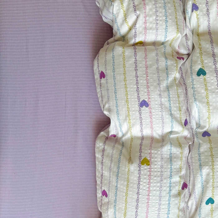 91家纺网 家纺一手货源 找家纺 王朝国际 2025新款直播热款有氧提花有氧双层纱碎花单被套 紫爱心