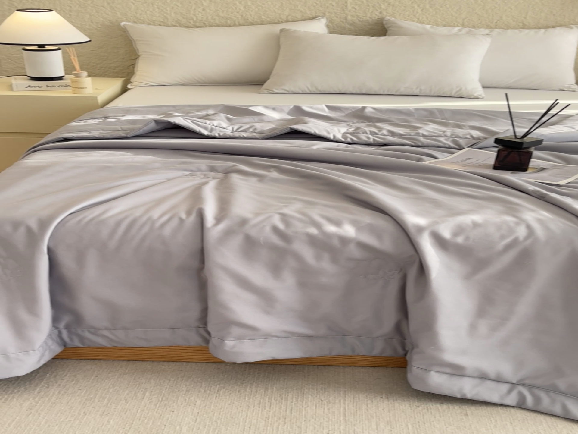 91家纺网 家纺一手货源 找家纺 制梦2025新款A类棉花夏被 灰色