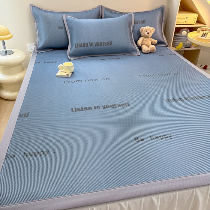 91家纺网 家纺一手货源 找家纺 典曼家纺 2025新款600D数码印花冰藤席席子凉席-床席款 简约生活