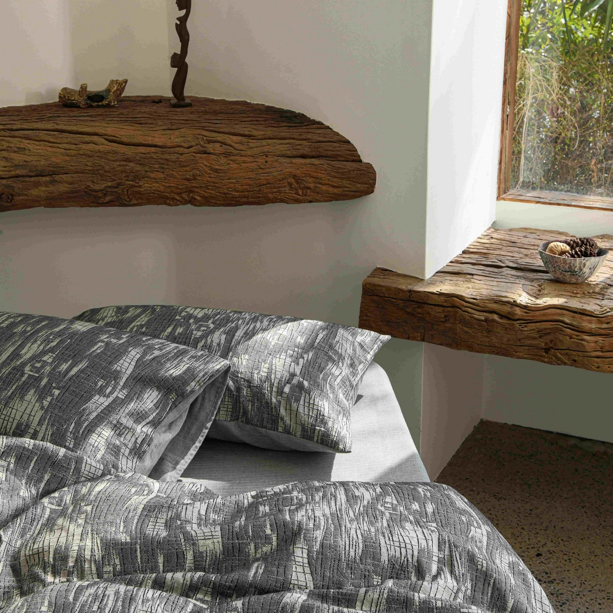 91家纺网 家纺一手货源 找家纺 云上 2025全棉色织大提花床品·侘寂潮汐   潮汐-黑灰