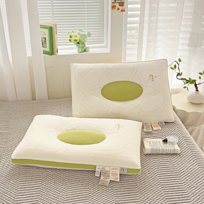 91家纺网 家纺一手货源 找家纺 （总）幸运草 2025新款全棉决明子草本记护颈枕头 成人家用分区定型枕芯