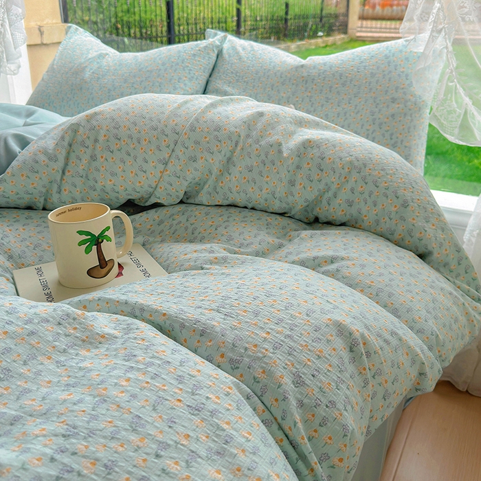 91家纺网 家纺一手货源 找家纺 王朝国际 2025新款直播热款有氧提花有氧双层纱碎花单被套 奶蓝泡芙