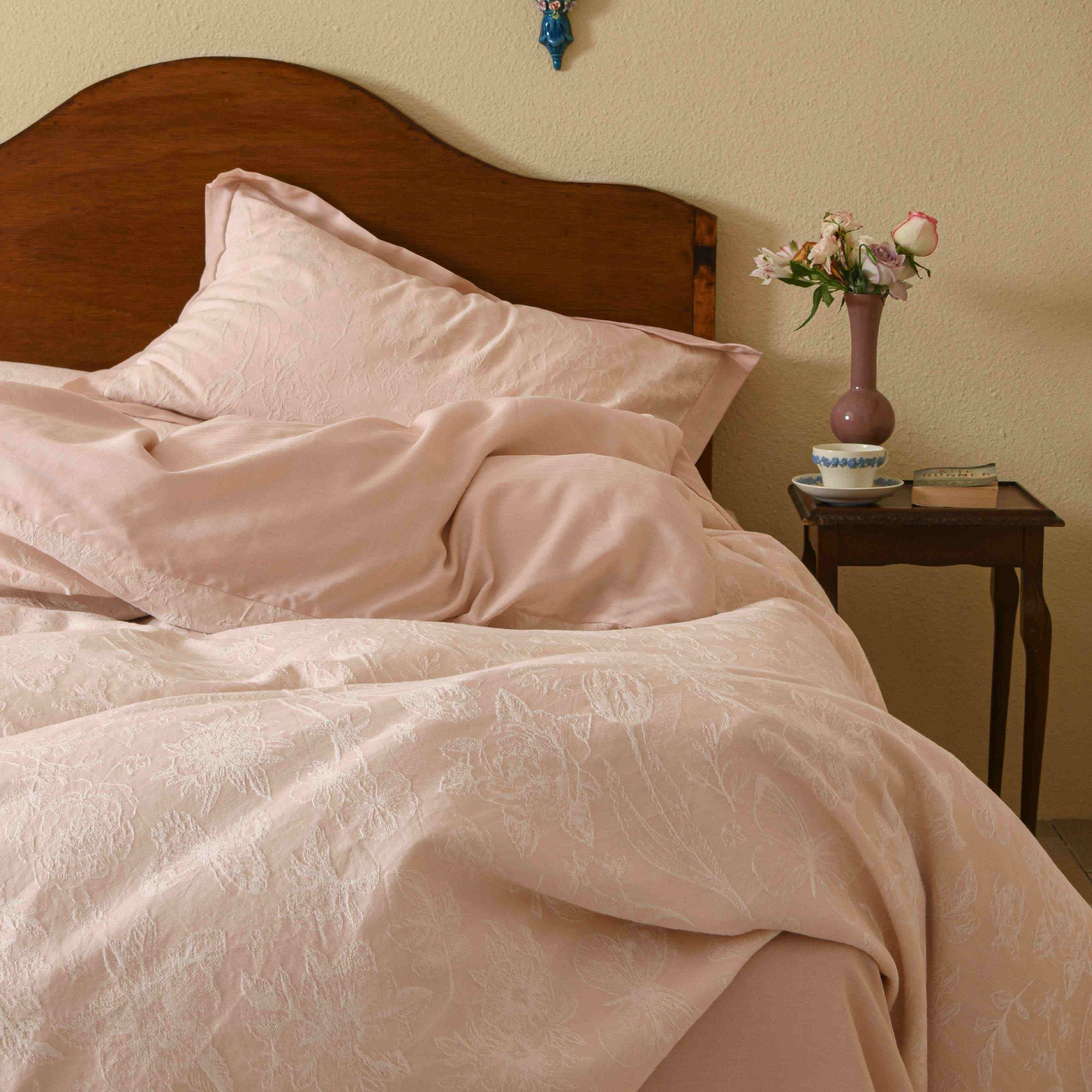 91家纺网 家纺一手货源 找家纺 云上 2025全棉提花床品系列·蝶舞花间 蝴蝶-粉