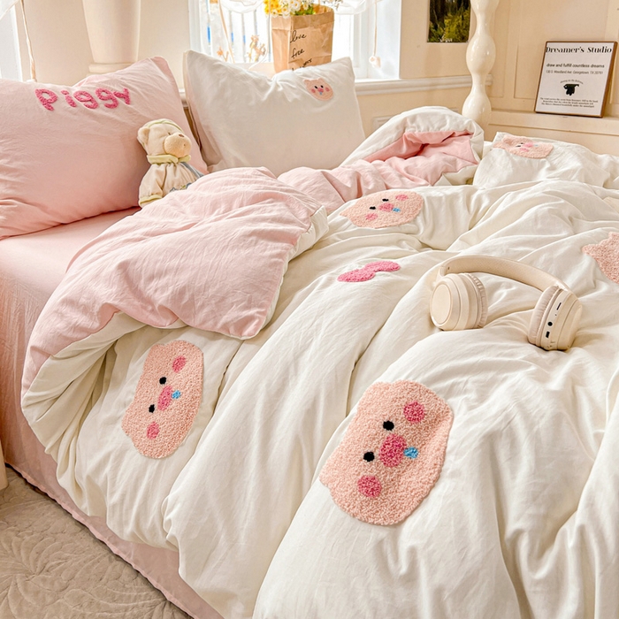 91家纺网 家纺一手货源 找家纺 海岛哥哥 2025新款云柔棉毛巾绣 四件套 毛巾绣-可爱小猪