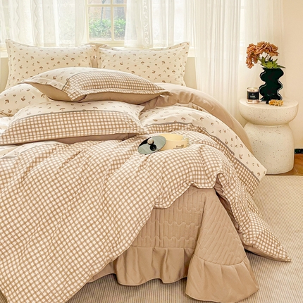 91家纺网 家纺一手货源 找家纺 2026春夏新款拼色提花双层纱古法水洗床盖四件套提花云感棉 蘑菇力
