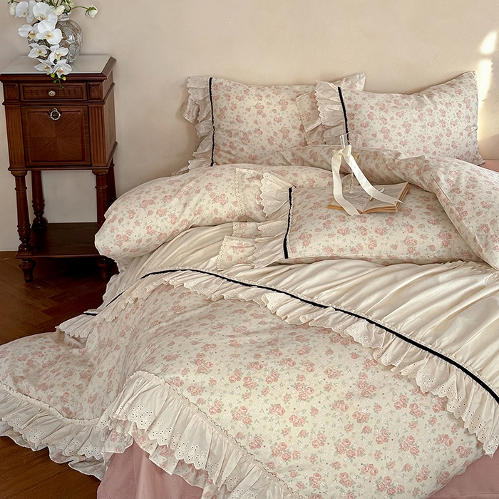 91家纺网 家纺一手货源 找家纺 婳庭家居 2025新款双层纱褶皱花边款四件套 玫瑰故事