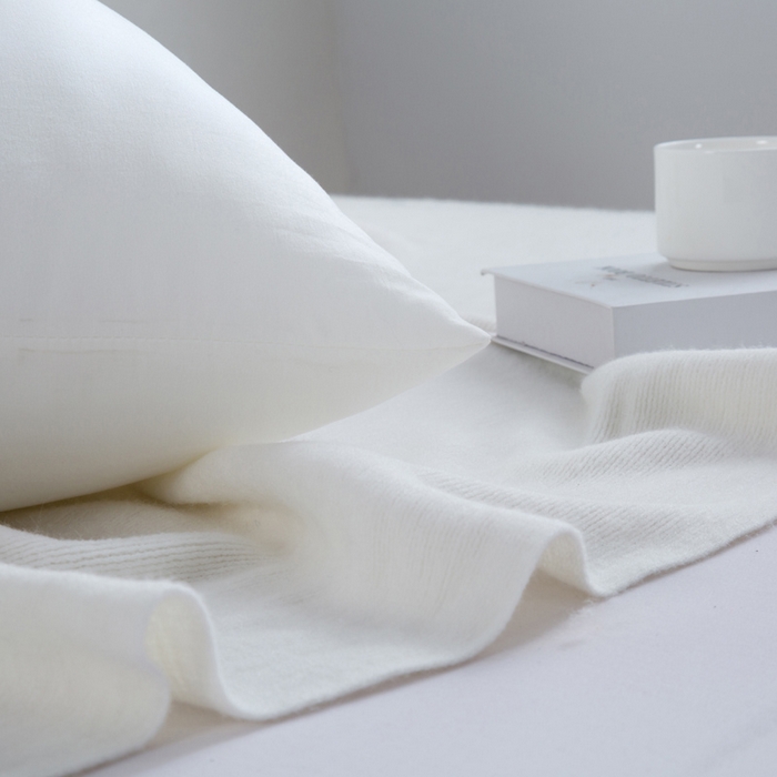 91家纺网 家纺一手货源 找家纺 （总）幸运草 2025新款日式原棉超柔枕芯 压不扁慢回弹酒店枕头