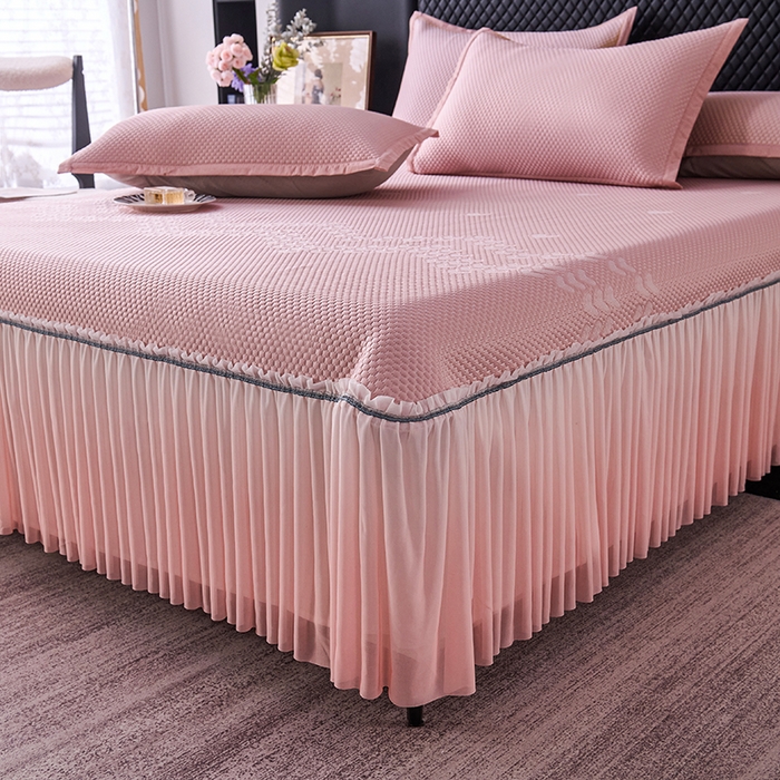 91家纺网 家纺一手货源 找家纺 尚品凤凰2025新款凉感床裙渐变色豆豆席床裙凉席直角席 凉席席子 爱心床裙  粉色