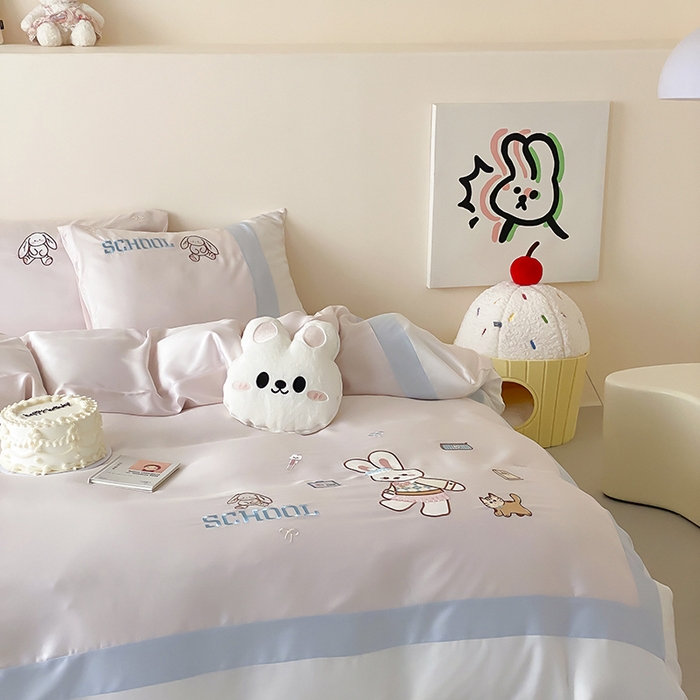 91家纺网 家纺一手货源 找家纺 （总）星野 2025新款超柔天丝棉精致刺绣贴布绣四件套-学院兔