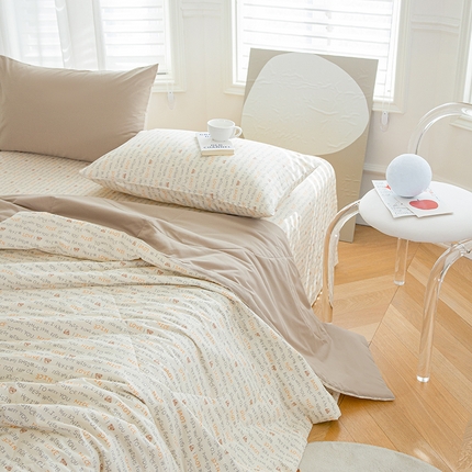 91家纺网 家纺一手货源 找家纺 （总）绫韵家纺 2025夏季全棉水洗棉混搭小碎花田园风夏被纯棉空调被套件系列