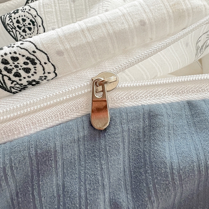 91家纺网 家纺一手货源 找家纺 王朝国际 2026新款直播热款有氧提花有氧双层纱碎花单被套 花容